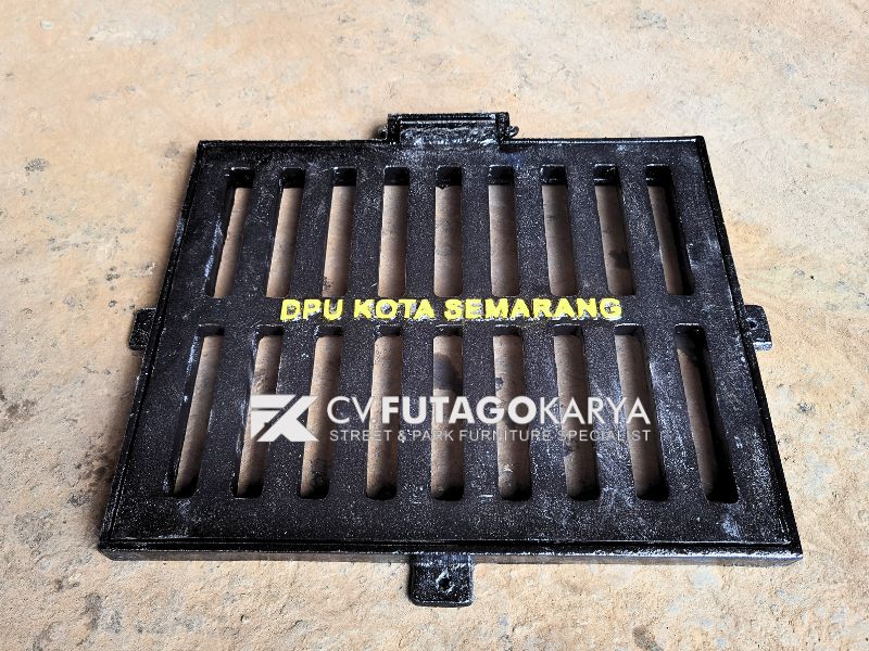 Grill Besi Penutup Selokan Pabrik Langsung Futago Karya