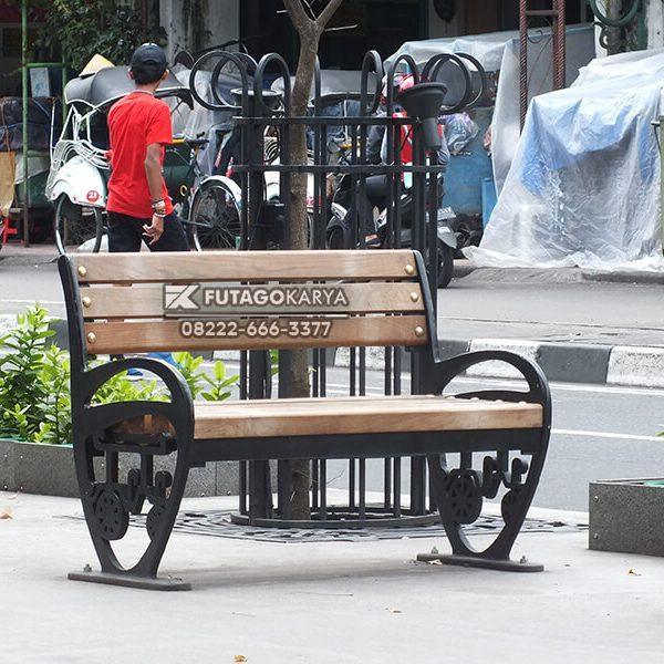 Kursi malioboro jogja sandaran panjang 600x600
