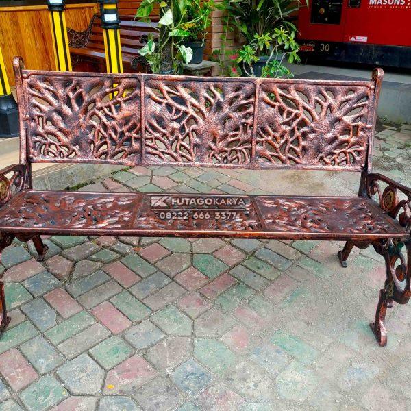 Kursi Taman Sandaran Motif Akar Pohon 2021 2022 scaled 600x600