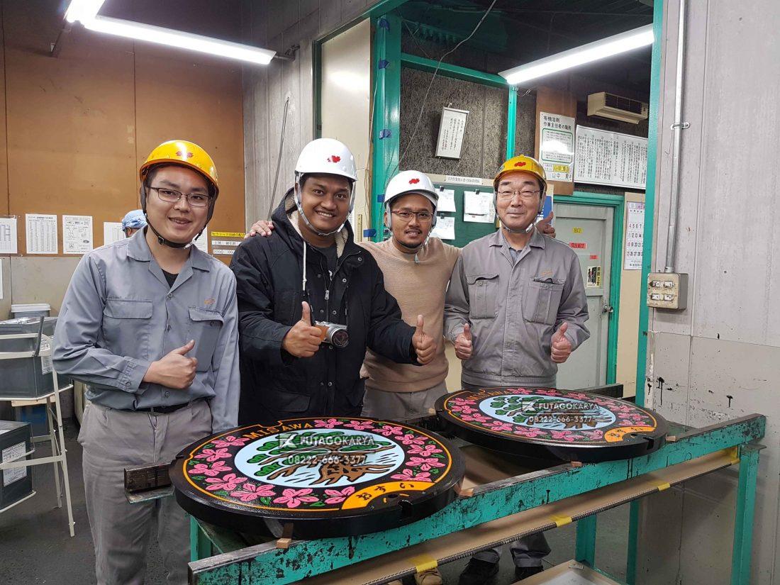 Survey Manhole Cover Drainase Jepang scaled 1100x825