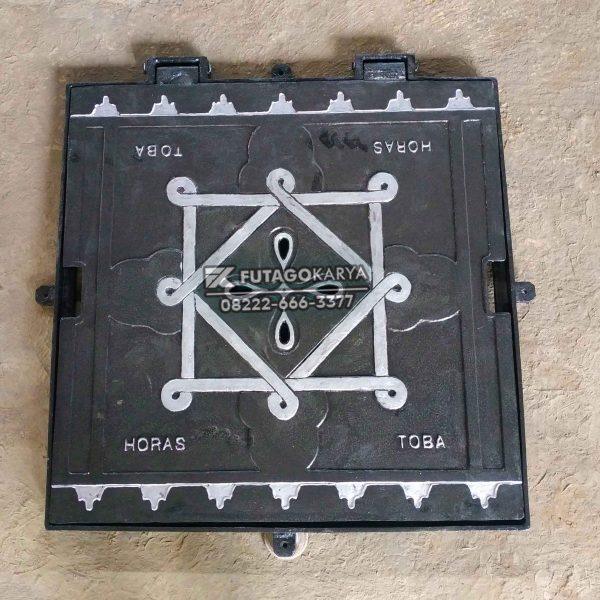 Hadirnya Manhole Cover Horas Toba Perlihatkan Estetika Trotoar 2021 Futago Karya scaled 600x600