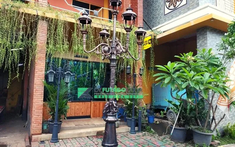 Tiang Lampu Taman Cabang Lima Desain Klasik menarik 800x500