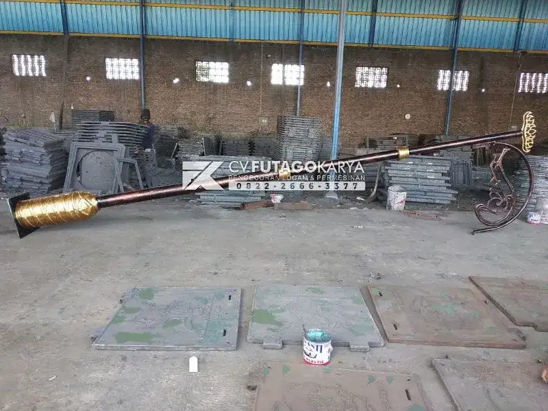 Tiang Penerangan Jalan Umum PJU