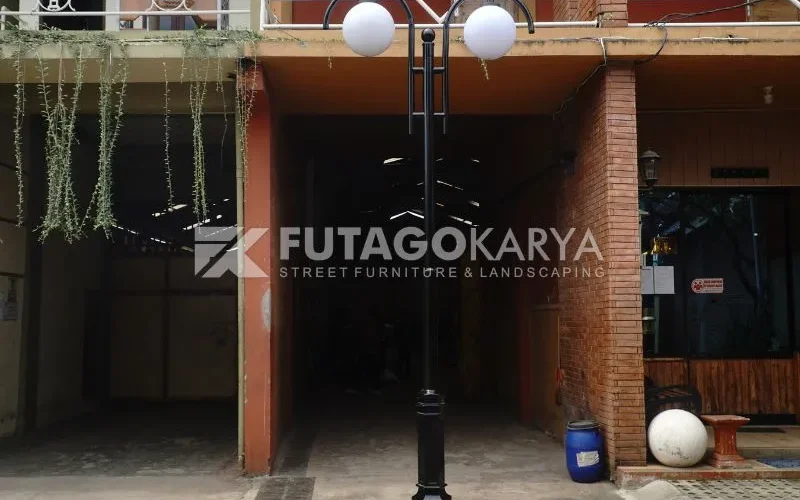Tiang Lampu Jalan Bali