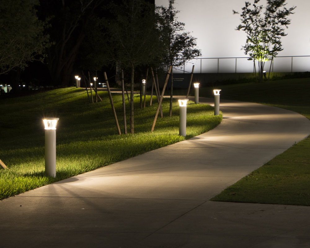 Bollard Trotoar Pedestrian Tambahan Lampu
