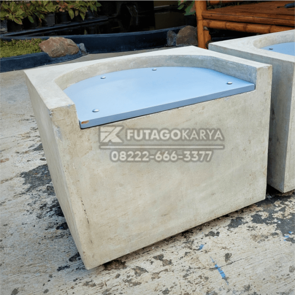 Kursi abu 1 600x600
