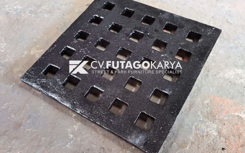 Grill Tutup Selokan Besi