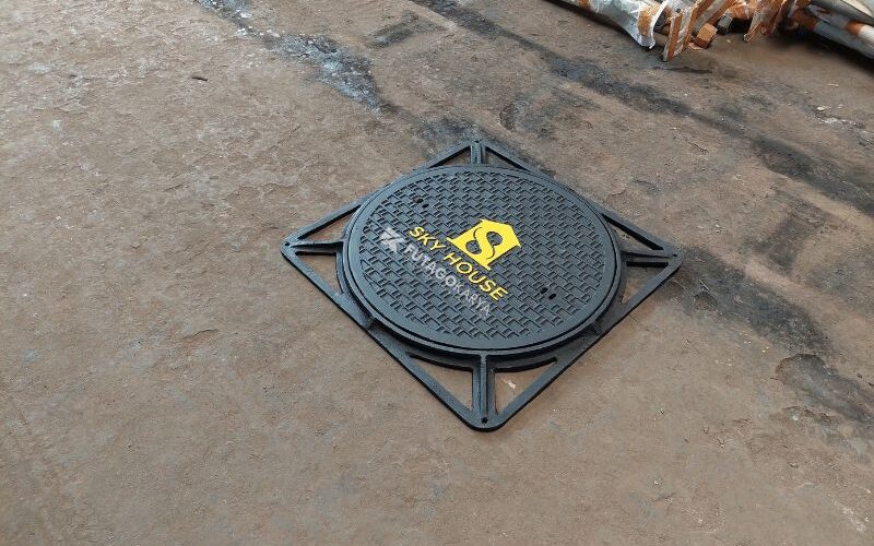 Tutup Manhole