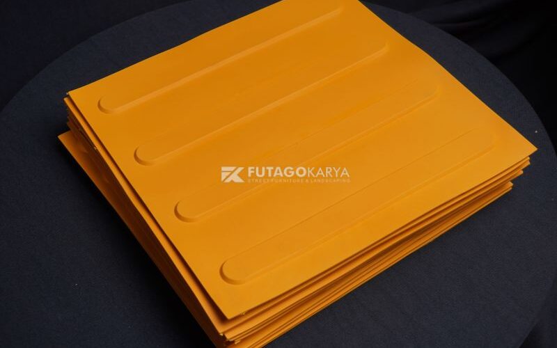 Guiding block karet