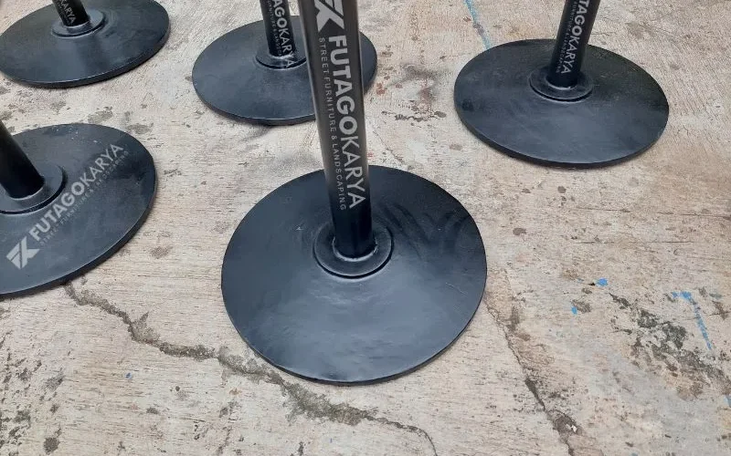 Kaki Meja Bulat Besi