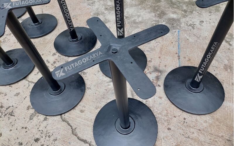 Kaki Meja Bulat Besi Modern