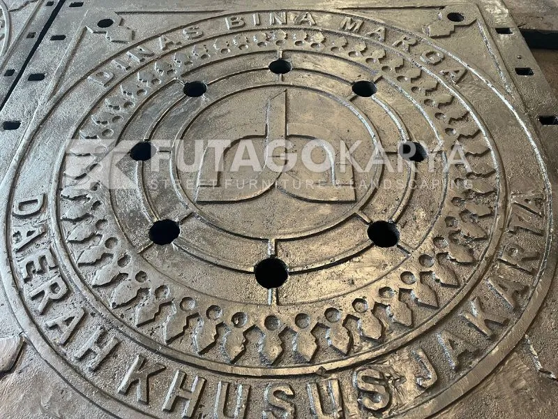 Manhole cover
