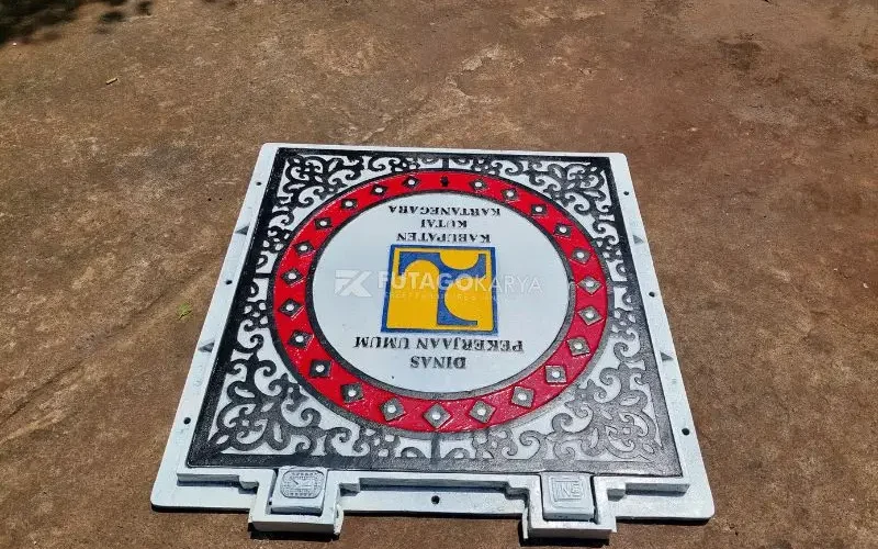 Tutup Manhole Cover