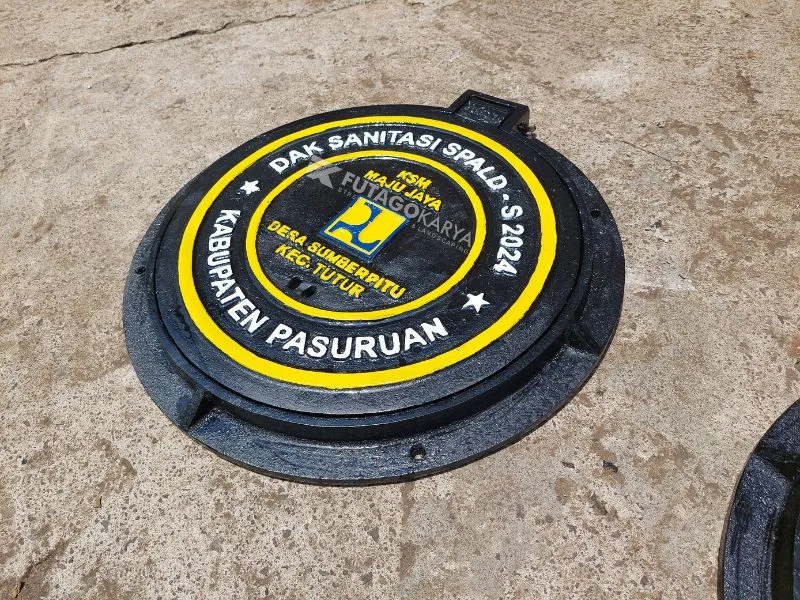 manhole cover
