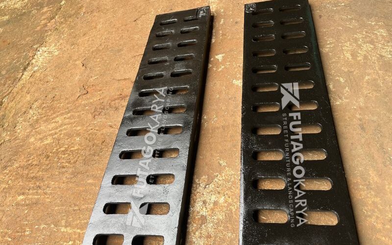Grill Drainase Besi