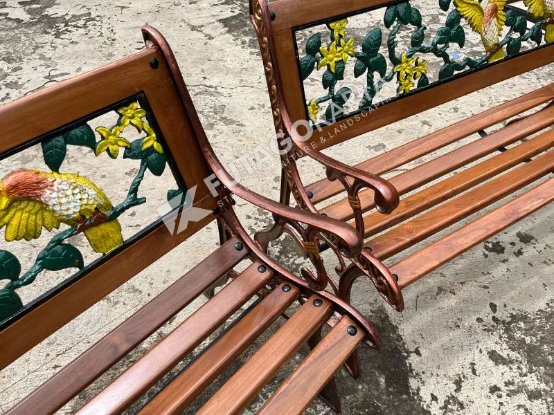 Kursi Taman Outdoor