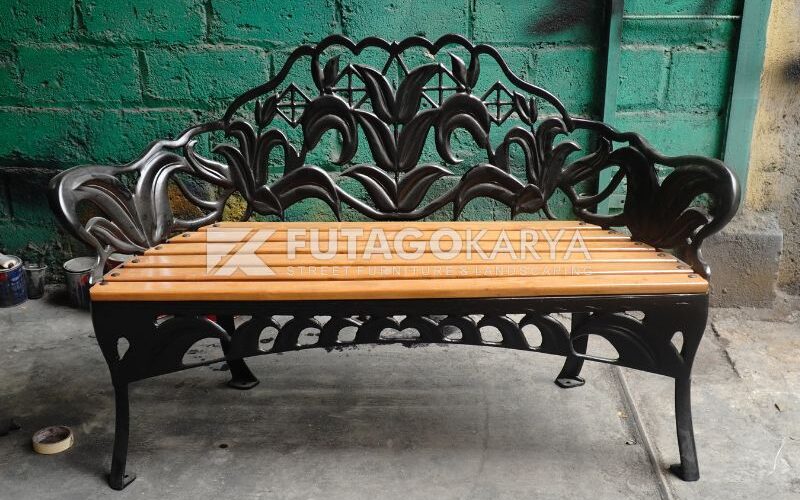 Kursi taman besi cor