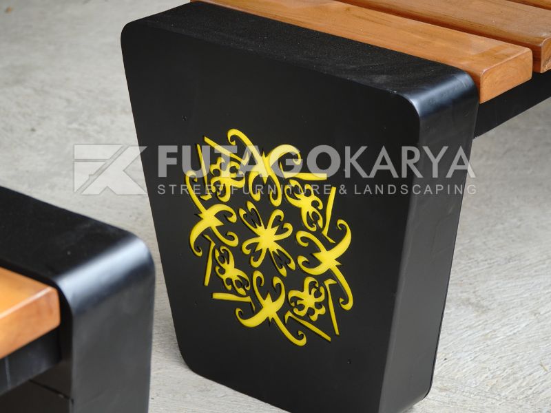 Bangku Taman Kayu