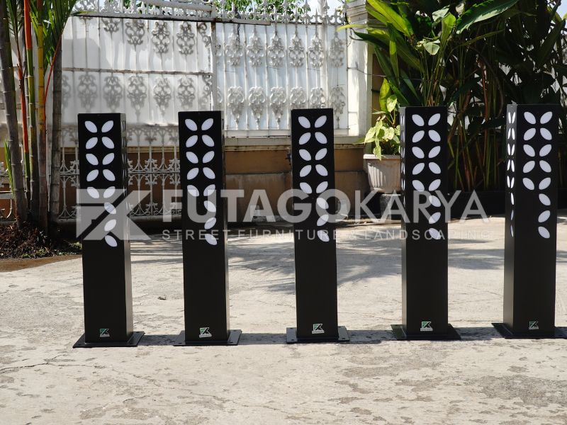 Lampu Bollard Taman