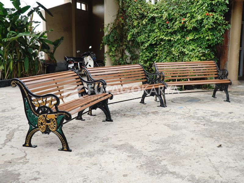 Model Kursi Taman Minimalis