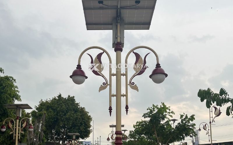 Lampu pju solar cell