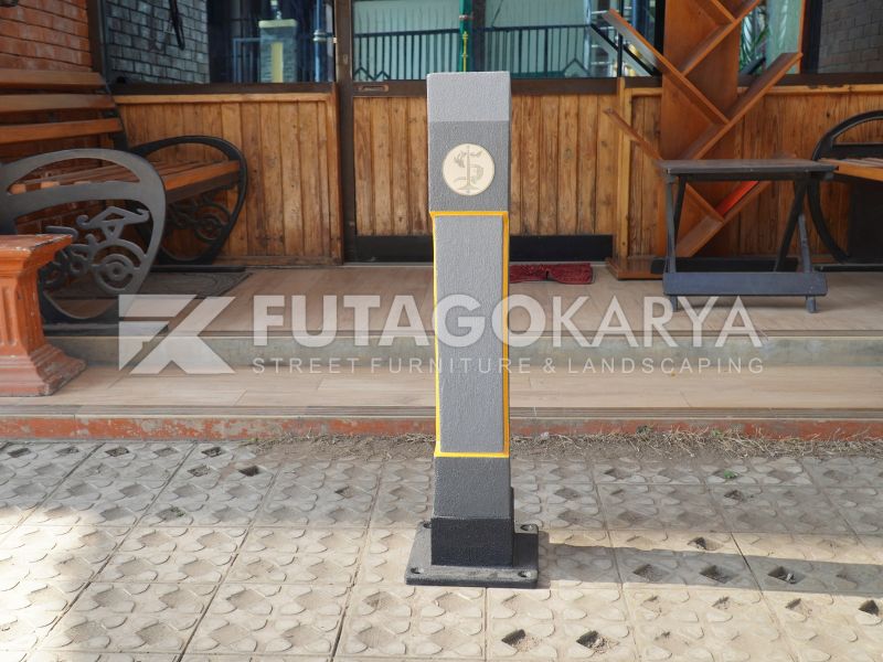 Bollard Jalan Tiang Pembatas