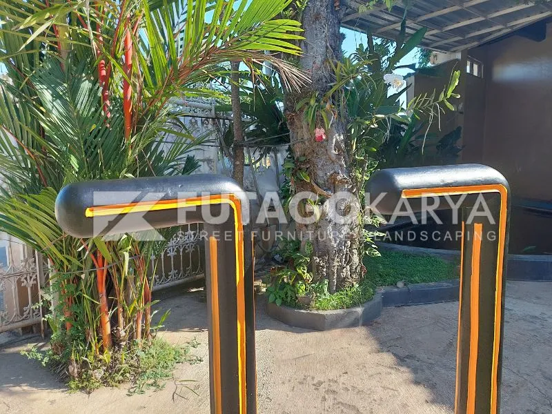 Fungsi Penting Desain Bollard untuk Kawasan Trotoar