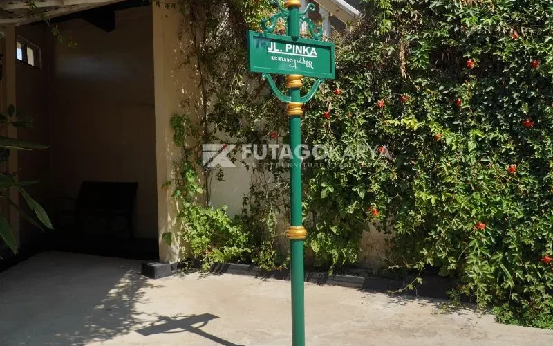 Ukuran Standar Tiang Papan Nama