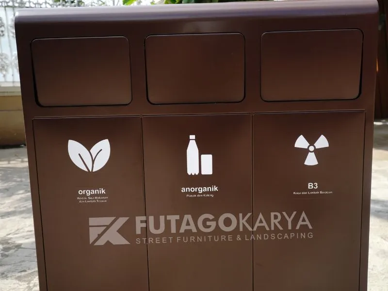 Hubungan Desain Tempat Sampah Besi dengan Kepatuhan Prosedur Kebersihan Rumah Sakit