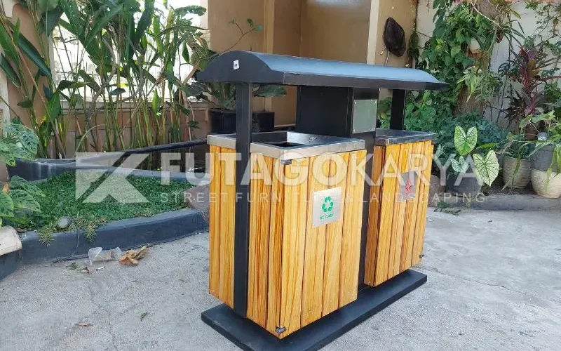 Tempat Sampah Besi untuk Sekolah