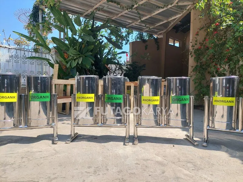 Keunggulan Material Stainless pada Tempat Sampah Bulat Stainless