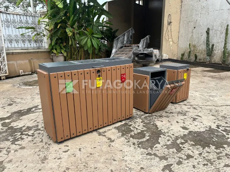 Tempat Sampah Plat Besi