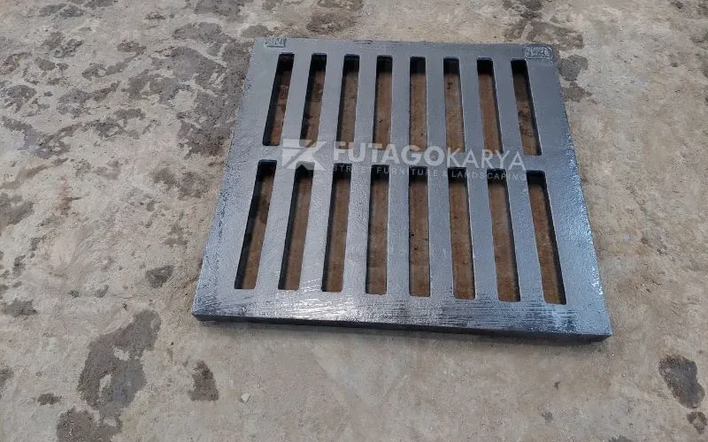Grill Selokan yang Kuat Dilalui Kendaraan