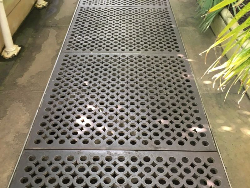Kapan Anda Membutuhkan Grating Custom?