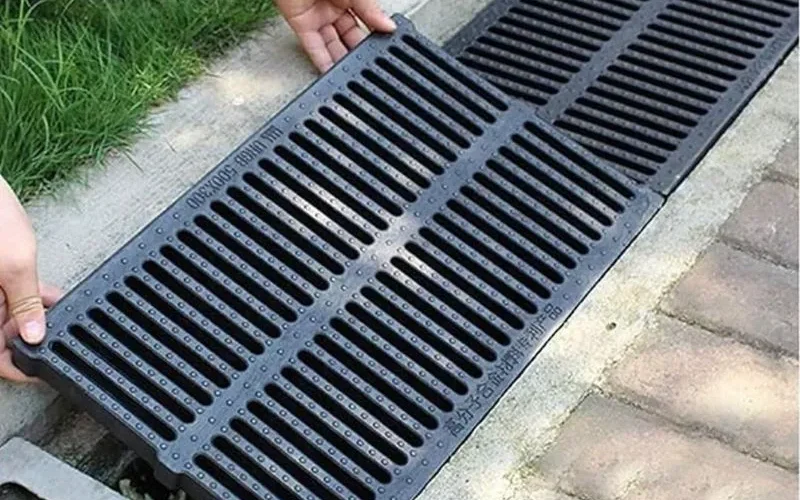 Grating untuk drainase