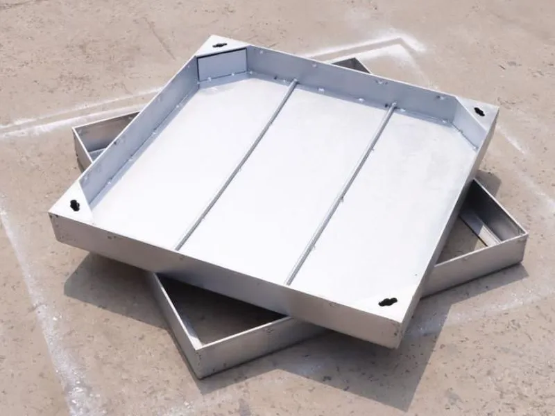 Manhole Stainless Steel atau Baja
