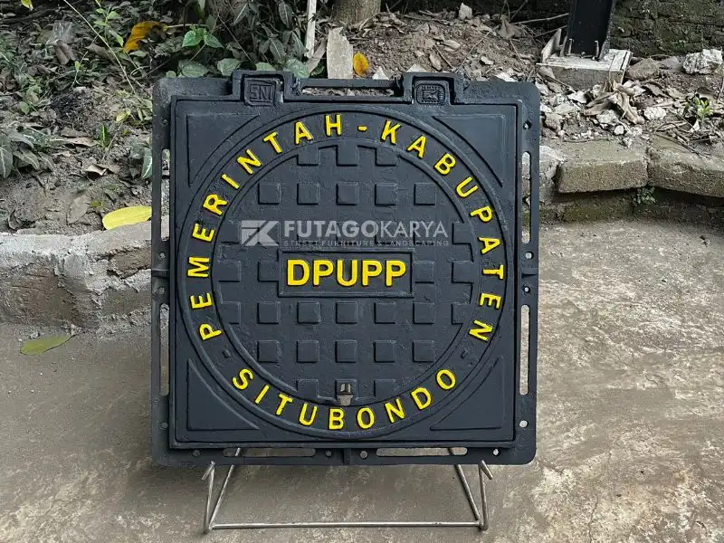 Perbedaan Manhole dan Sewer