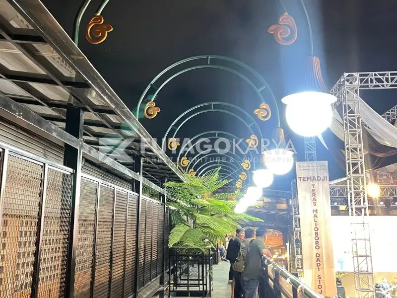 Proyek Malioboro Tiang Lampu