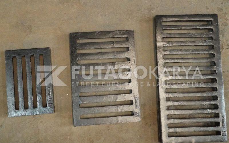 Grill drainase trotoar