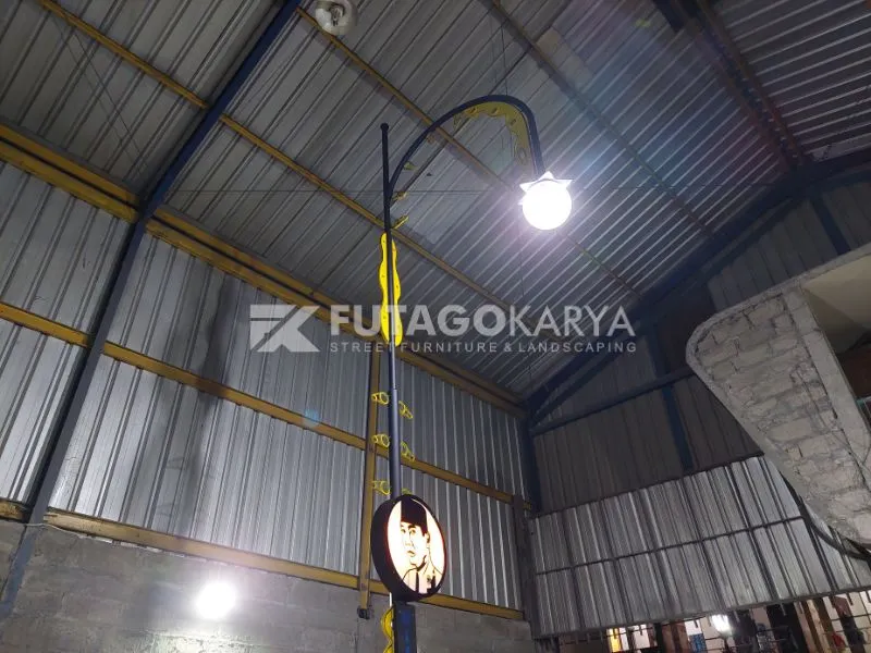 Risiko Menggunakan Tiang Lampu Jalan Non-Standar