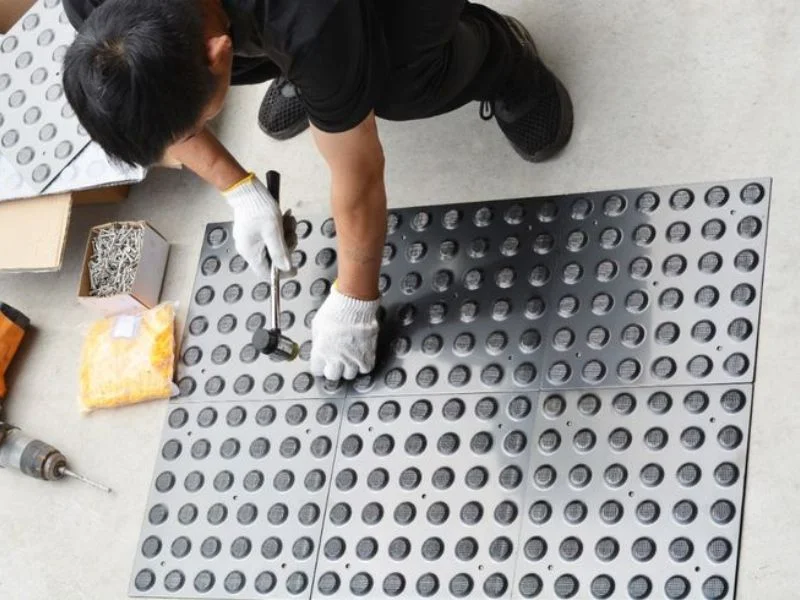 pemeriksaan guiding block pada proyek pedestrian