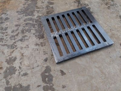 Grill Besi Penutup Selokan