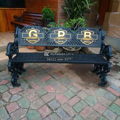 Ingin Gunakan Furniture Kursi Custom Dinisi Tempatnya !!