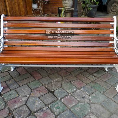Kursi Motif Ukel Metal Casting