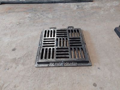 Penutup saluran drainase