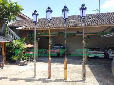 Tiang Lampu Bahan Stainless berkualitas
