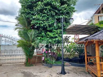 Tiang Lampu Jalan Minimalis