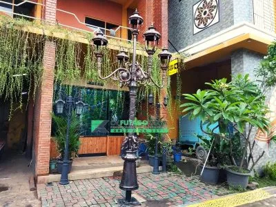 Tiang Lampu Taman Cabang Lima Desain Klasik menarik