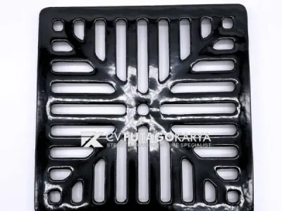 Tutup Selokan Besi Cor