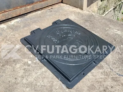 tutup manhole